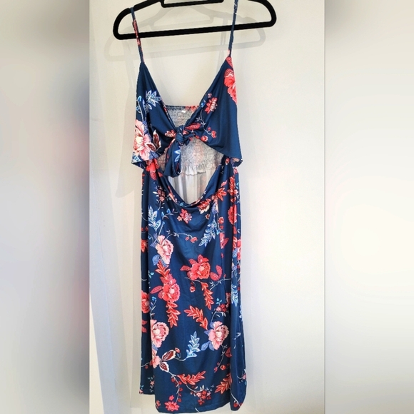 NWOT- Floral Blue Midi Dress With Front Cut Out- Small - Picture 2 of 2